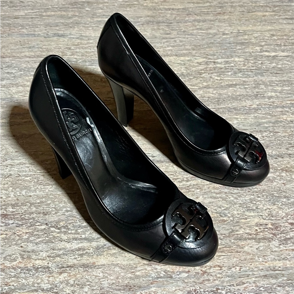 Tory Burch Austin Dark Brown Calista Logo Cone Heels with Signature Medallion - Picture 17 of 17